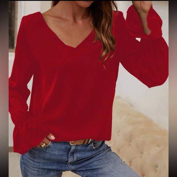 Lace back detail blouse medium NWOT - Picture 4 of 4